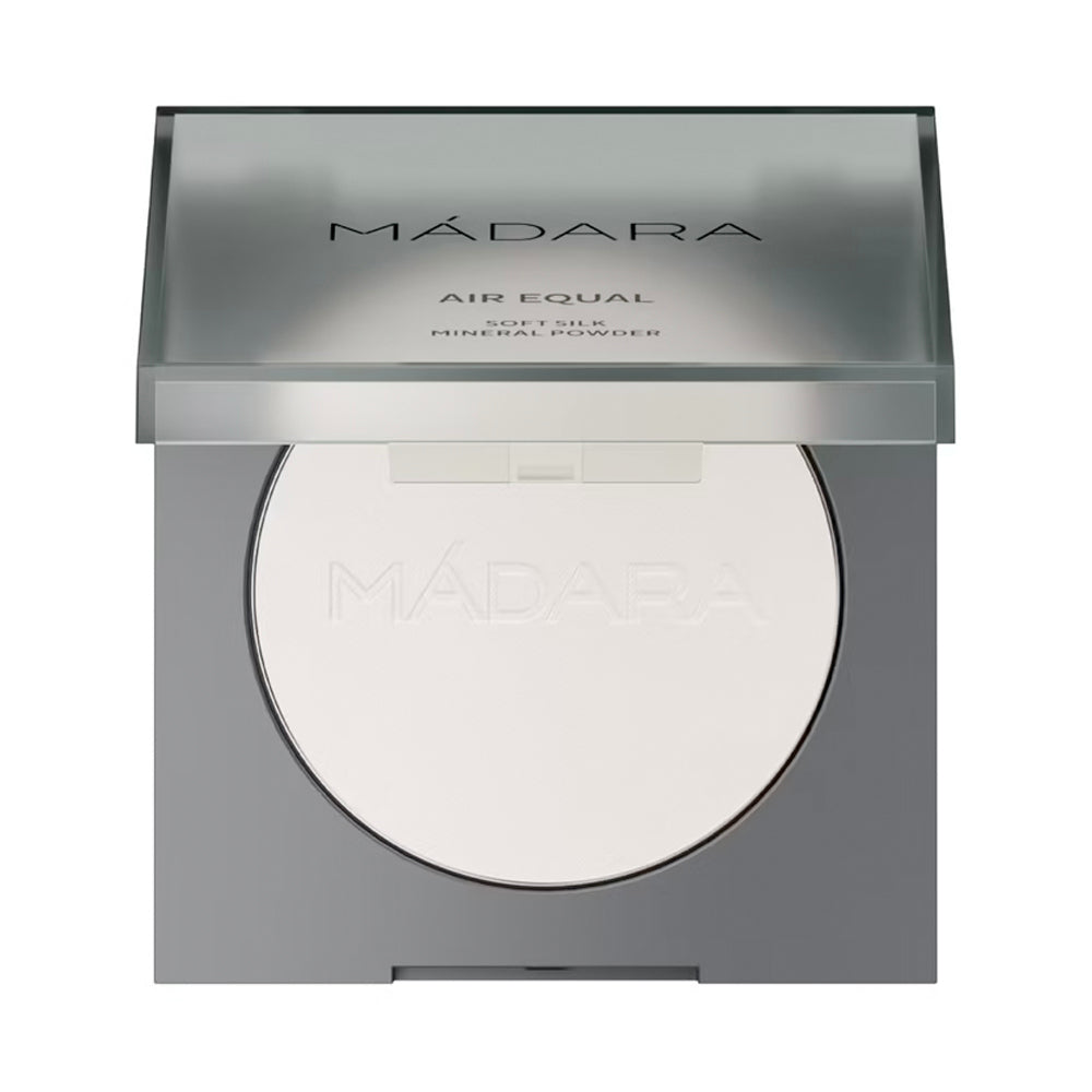 Mádara • Air Equal - Soft Silk Mineral Powder / Poudre minérale effet soie